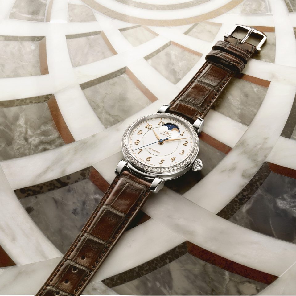 Da Vinci with Moon Phase Homage to an Icon IWC Schaffhausen