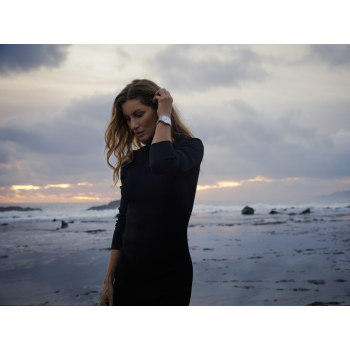 GISELE BÜNDCHEN: “SIMPLICITY IS THE NEW LUXURY”