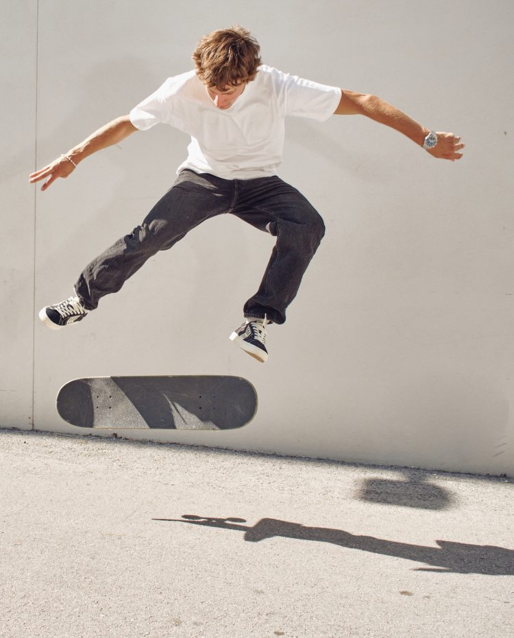 Jagger Eaton performing a 360 Flip