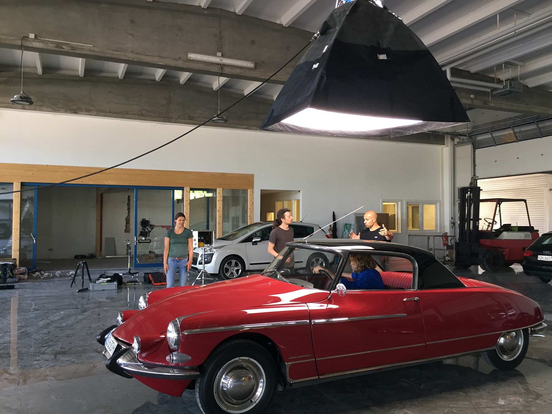 Hans Ulrich Scholpp and Xaver Walser discussing the next scene