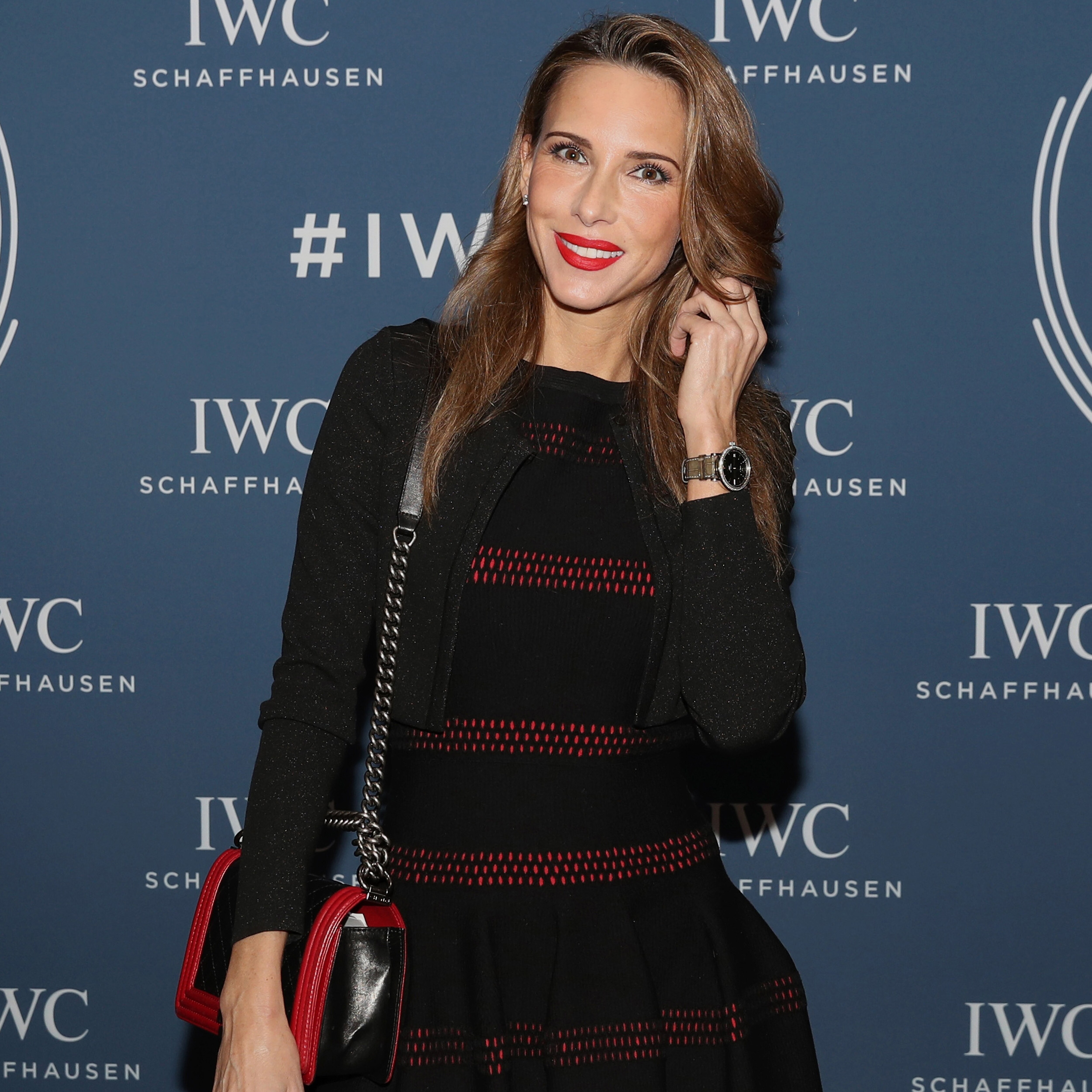 Les invités visitent l’espace IWC lors du lancement de la collection anniversaire au SIHH 2018