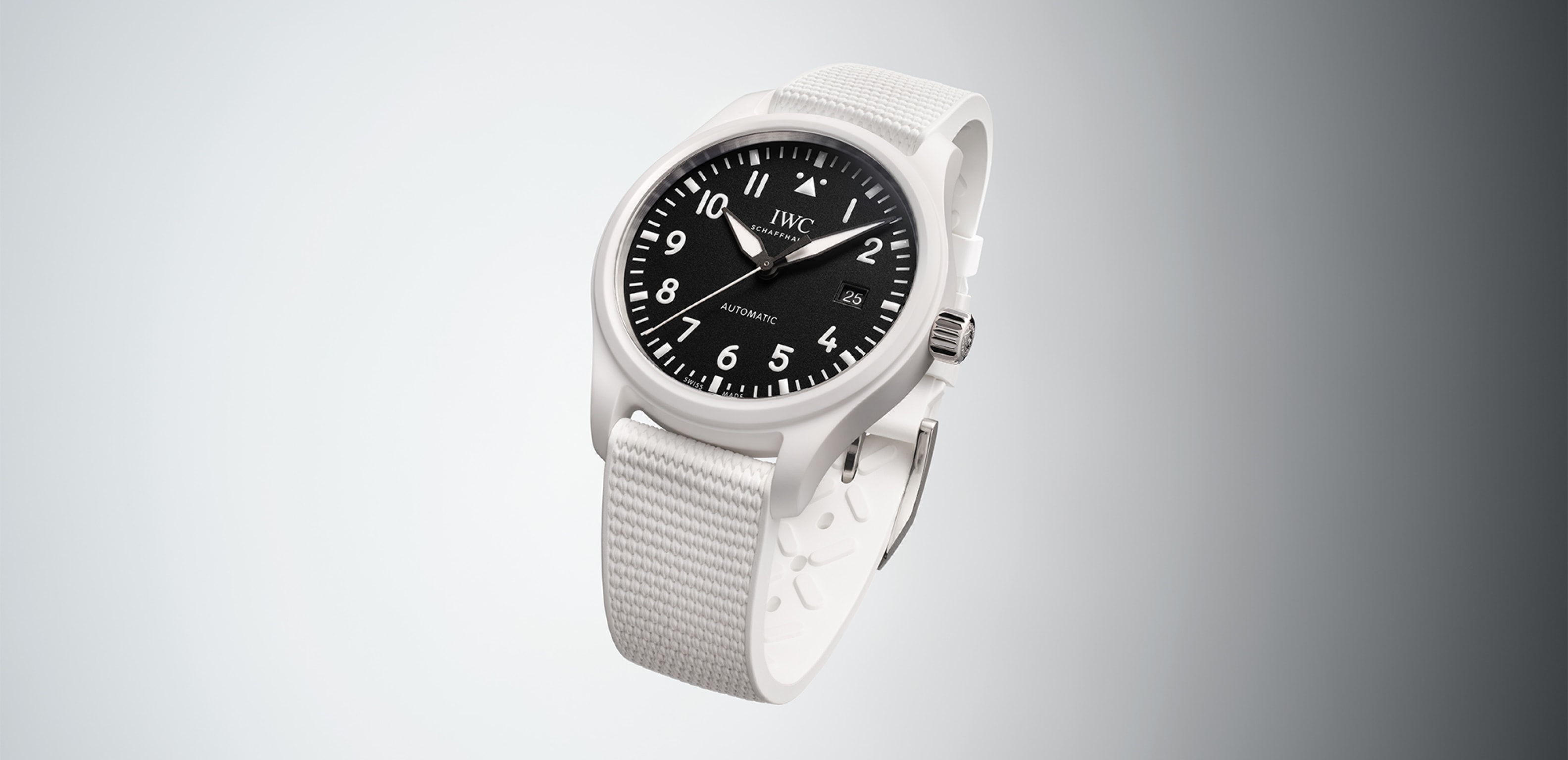 IWC 2025年新作モデル カラーセラミック「パイロット・ウォッチ・オートマティック 41 トップガン」“レイク・タホ”と“モハーヴェ・デザート”-IWC -IW328104-story-desktop.jpg.transform.pdp_global_image_png_1584_2x