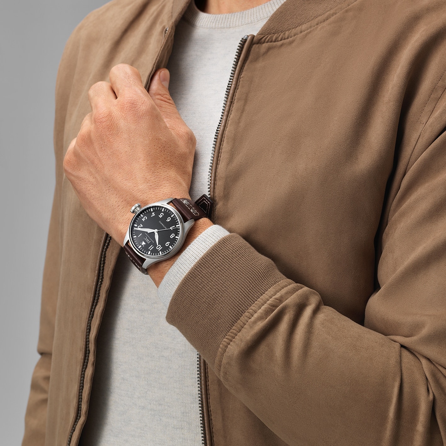 Iwc big pilot best sale on wrist