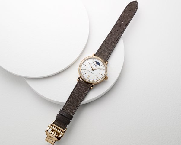 Front view of the Portofino Automatic Moon Phase 37 watch
