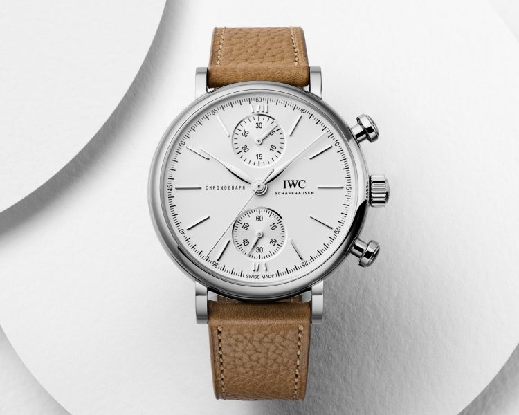 Front view the Portofino Chronograph 39 with a Beige Calfskin strap
