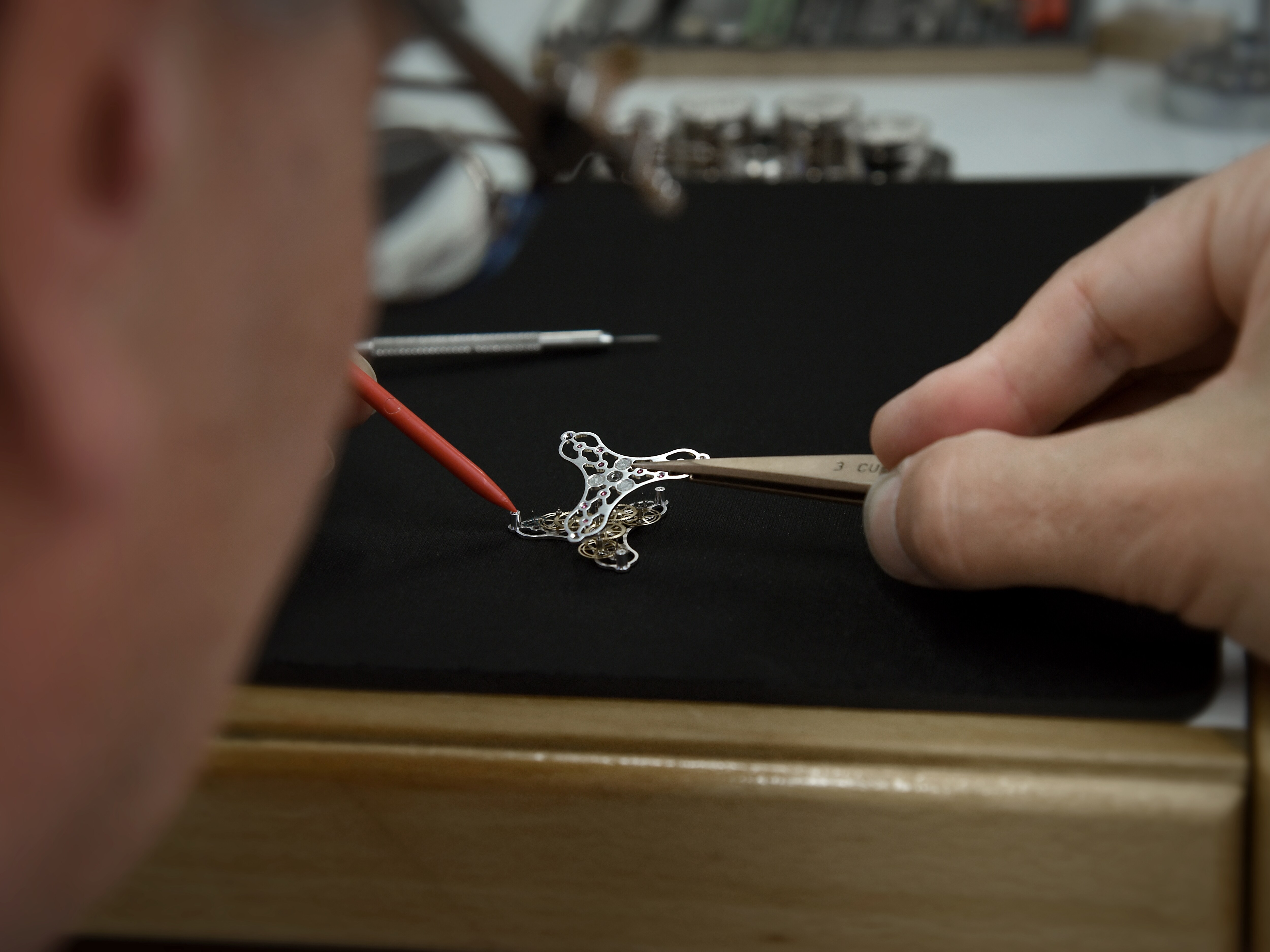 Constructing the fidget spinner prototype