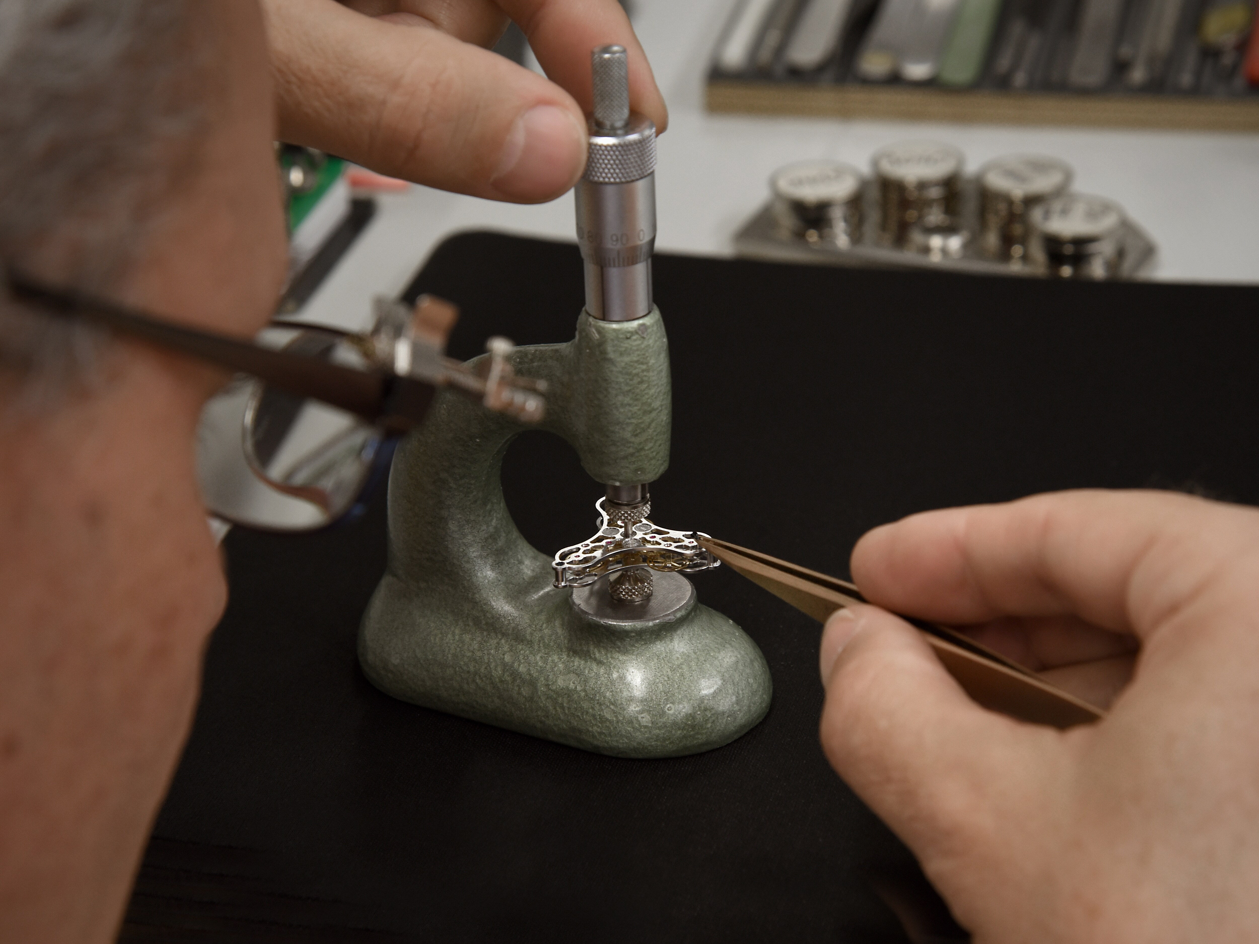 Högg finishing the prototype