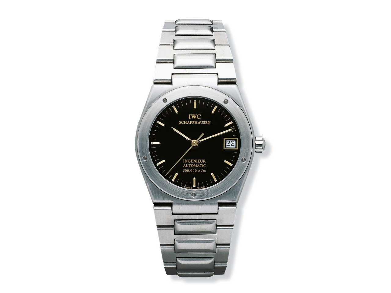 In 1989, the Ingenieur 500.000 A/m withstood 3.7 million A/m in an MRI scanner, by far exhausting the technical possibilities for testing.